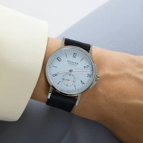 NOMOS Glashütte Ahoi Neomatik 38 Datario Cielo Rif. 526_09