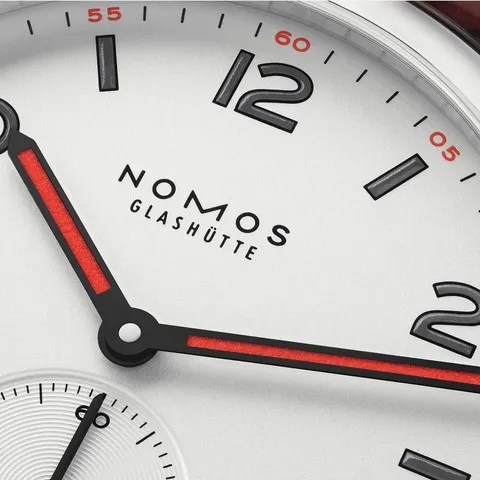 NOMOS Glashütte Club 36 Rif. 701.1_05