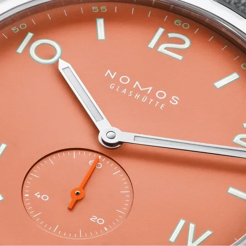 NOMOS Glashütte Club Campus 38 Cream Coral Rif. 725_04