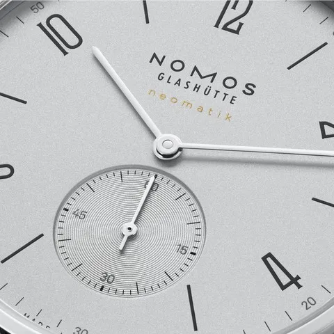 NOMOS Glashütte Tangente 39 Neomatik grigio platino Rif. 144